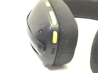 diadema logitech g435