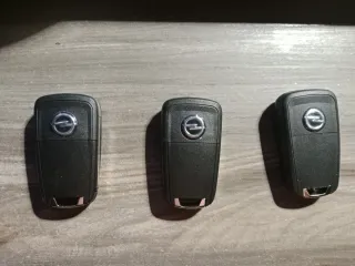 Llaves Opel Astra (3 unidades)