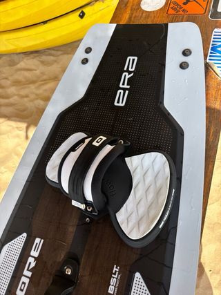 Tabla Kitesurf Core Era medida 152 x 48