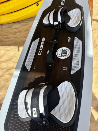 Tabla Kitesurf Core Era medida 152 x 48