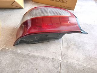 Piloto trasero izquierdo Saxo VTS
