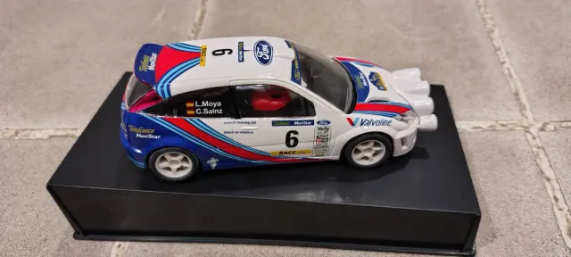 Coche Scalextric Ford Focus C. Sainz