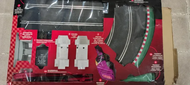 Circuito Scalextric Openslot 1:32 1 coche incluido