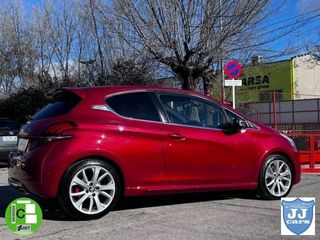 PEUGEOT 208 3p GTi