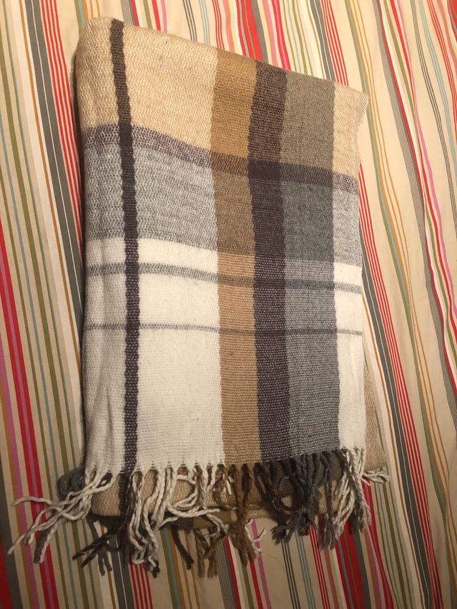 Bufanda de lana a cuadros