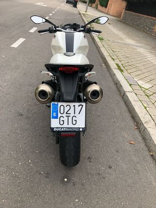 Ducati Monster 696+ Art ABS 21.000km