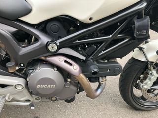 Ducati Monster 696+ Art ABS 21.000km