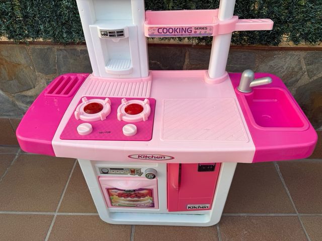 Cocina infantil con sonidos juguete