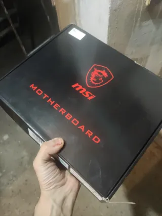 Placa Base MSI (sin chapa) precio no negociable