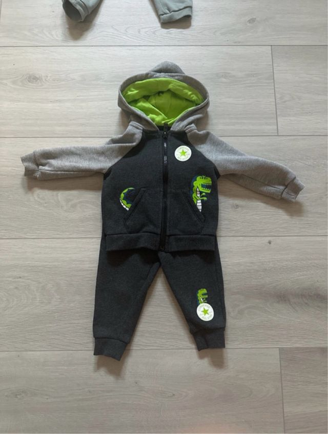 Conjunto Converse Dino Niño