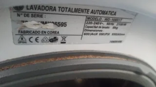 Lavadora LG para piezas.