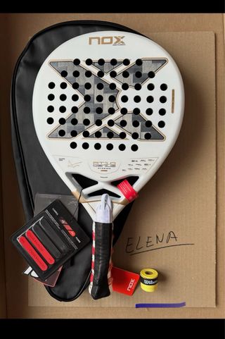 Pala NOX AT10 Genius 12K XTREM Agustin Tapia 2026