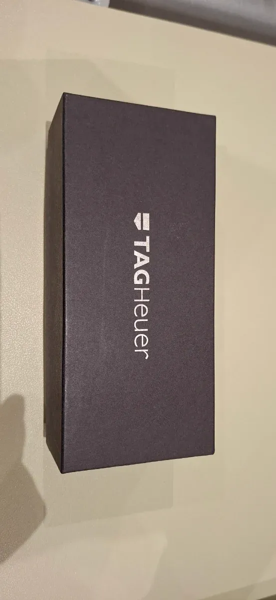 Gafas de sol Tag Heuer negras y azules