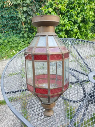 Lanterna ottone e vetro rosso