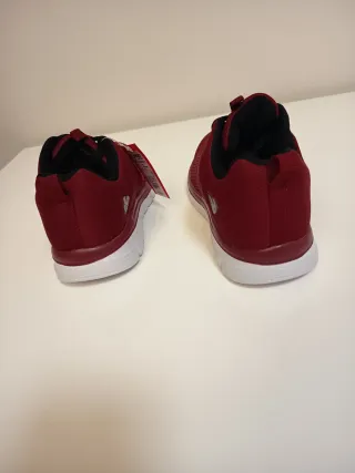 Zapatillas Roly Woods granates