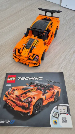 LEGO Technic 42093 Chevrolet Corvette ZR1