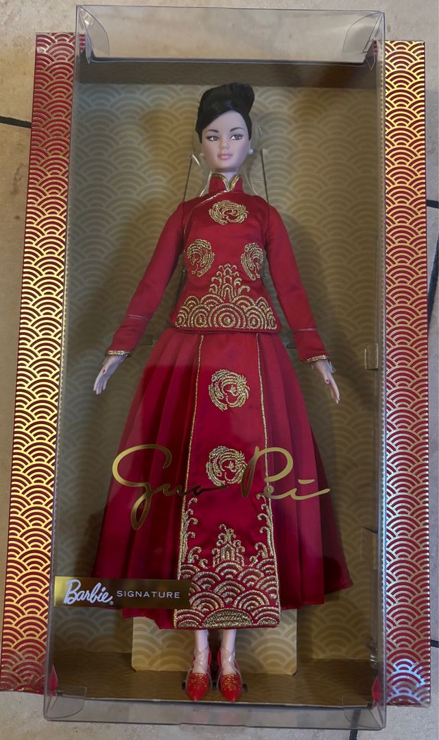 Barbie Guo Pei Capodanno Lunare