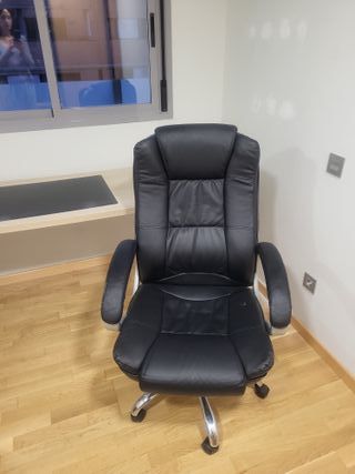 Precio negociable!!Escritorio y Silla Oficina