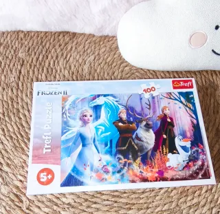 Puzzle y cuento Frozen