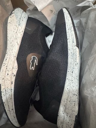 Zapatillas Lacoste Negras y Blancas