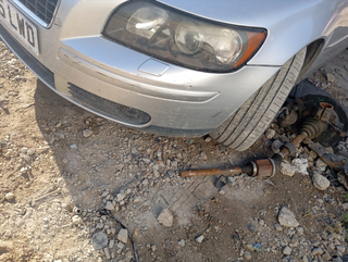PARAGOLPES DELANTERO VOLVO S40 BERLINA 2.4i Momen