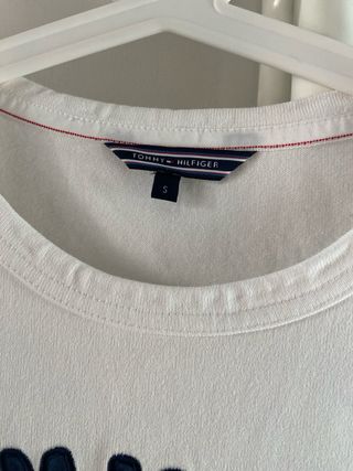 Blusa Tommy Hilfiger con applicazioni cotone