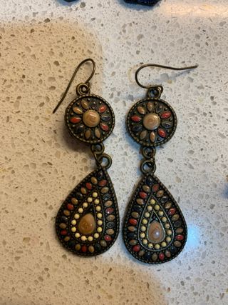 Pendientes variados