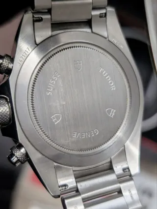 Tudor Home Plate (Montecarlo) 70330N