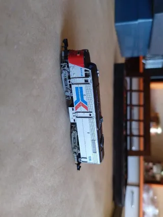 Locomotora ARNOLD