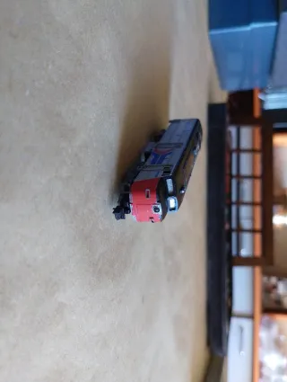 Locomotora ARNOLD