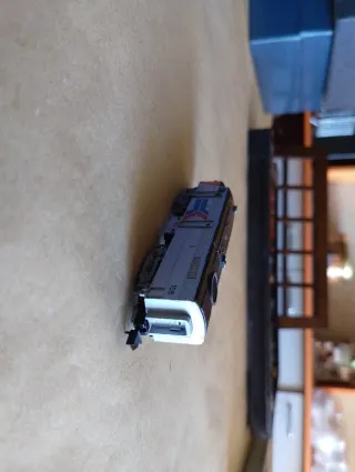 Locomotora ARNOLD