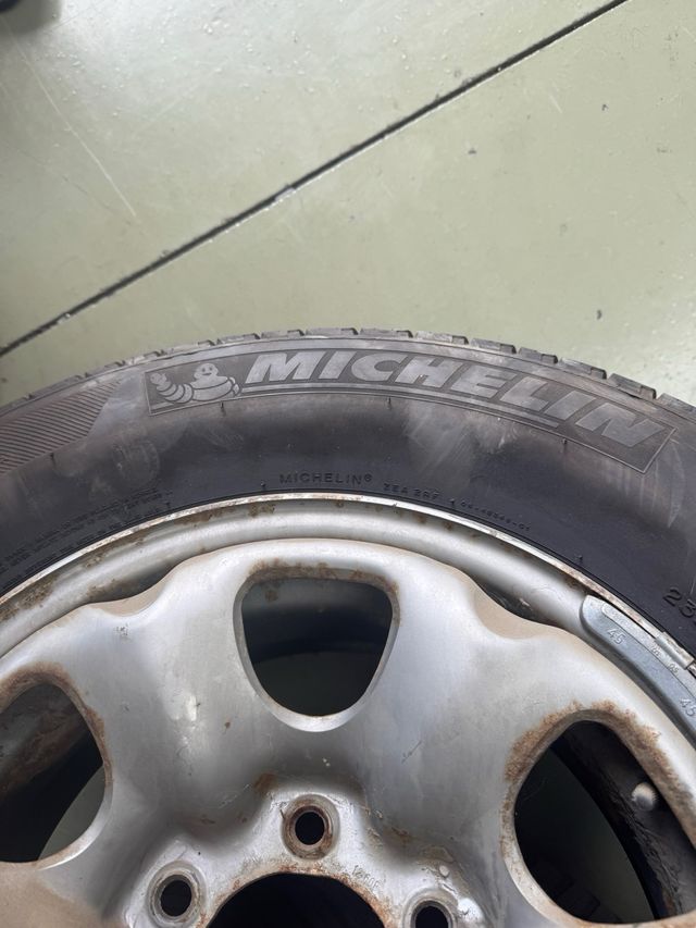 Llanta repuesto Nissan Terrano nueva