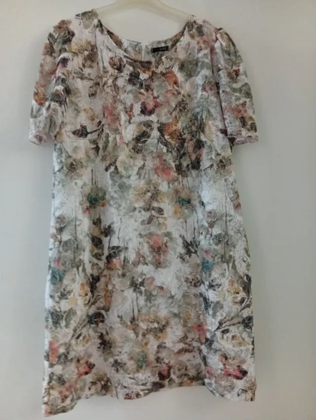 Vestido estampado floral señora