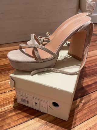 Zapatos MIM tacón plataforma beige 36