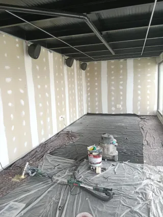 Trabajos verticales y pintura