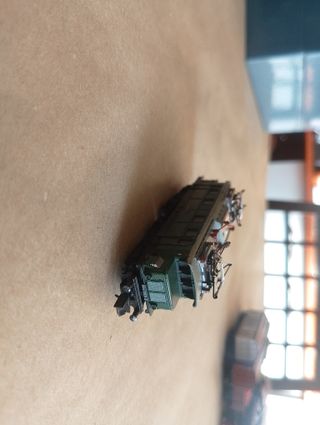 Locomotora TRIX