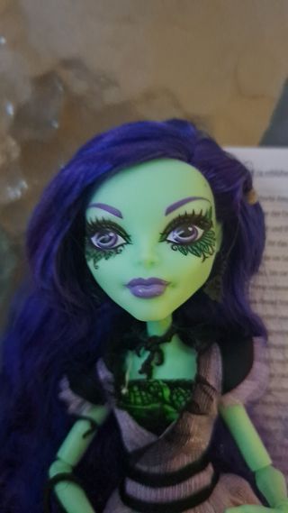 Amanita Nightshade Monster High Boneca