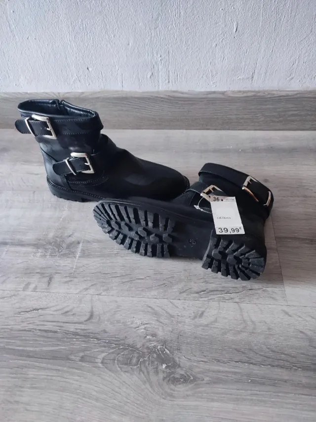 Botines piel hebillas negros talla 36