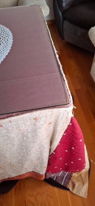 Conjunto salón: Sofá, sillón y mesa