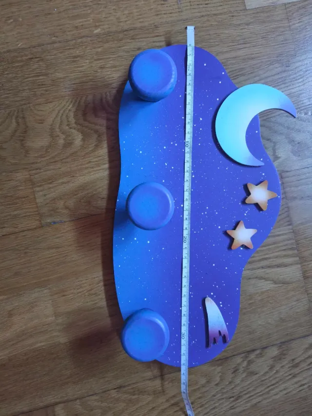 Perchero infantil pared estrellas luna