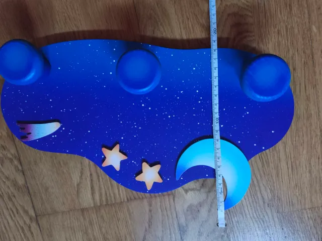 Perchero infantil pared estrellas luna
