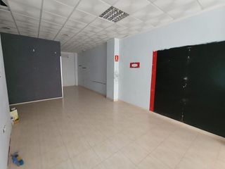 Local comercial en venta en Tomelloso