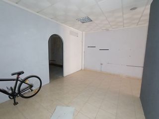 Local comercial en venta en Tomelloso