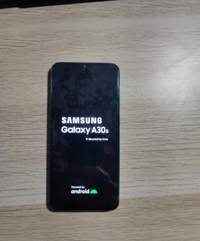 Samsung galaxy A30s azul