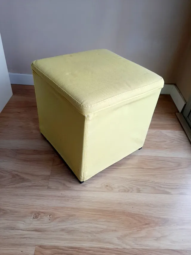 Puf Almacenaje IKEA Amarillo