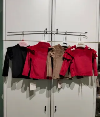 Lotto 4 top ciniglia neonata 6 mesi