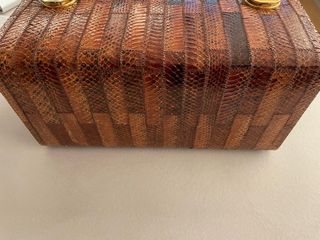 Bauletto vintage pelle serpente oro
