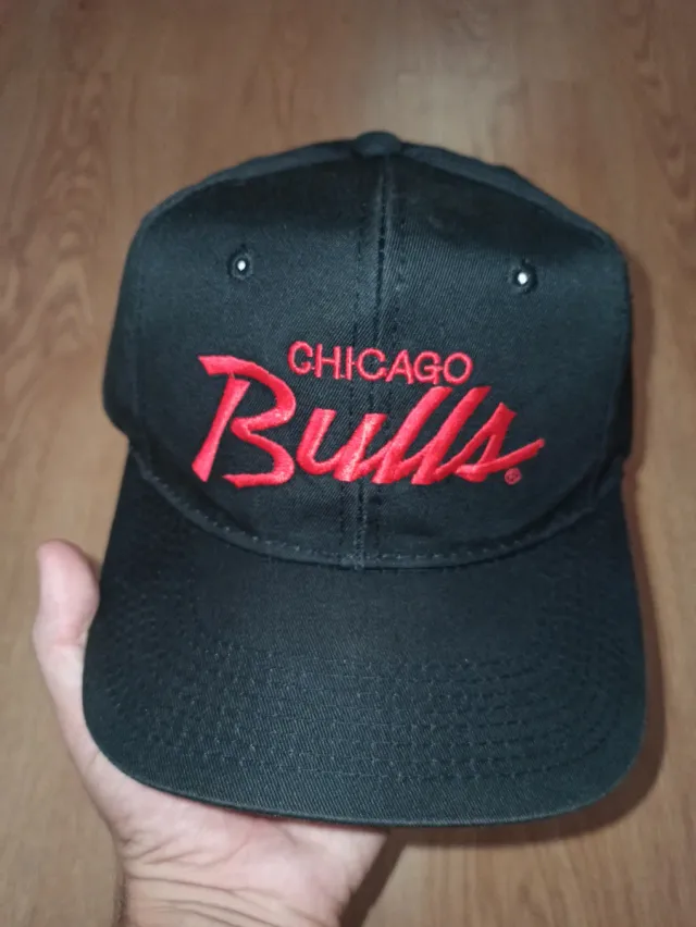 Gorra Chicago Bulls Vintage Negra Roja