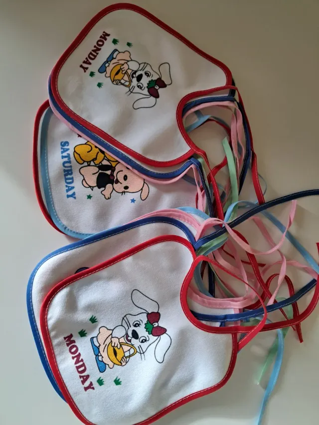 Lote Baberos Bebé con Dibujos de Conejos