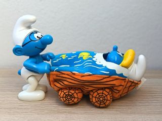 Puffo con letto a rotelle